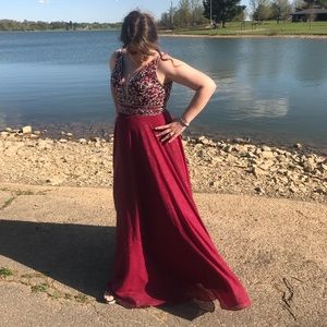 MAROON PROM DRESS